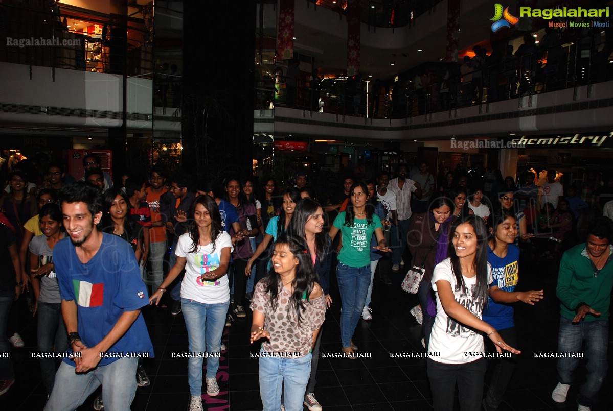 NIFT Spectrum 2012 Flash Mob at City Center