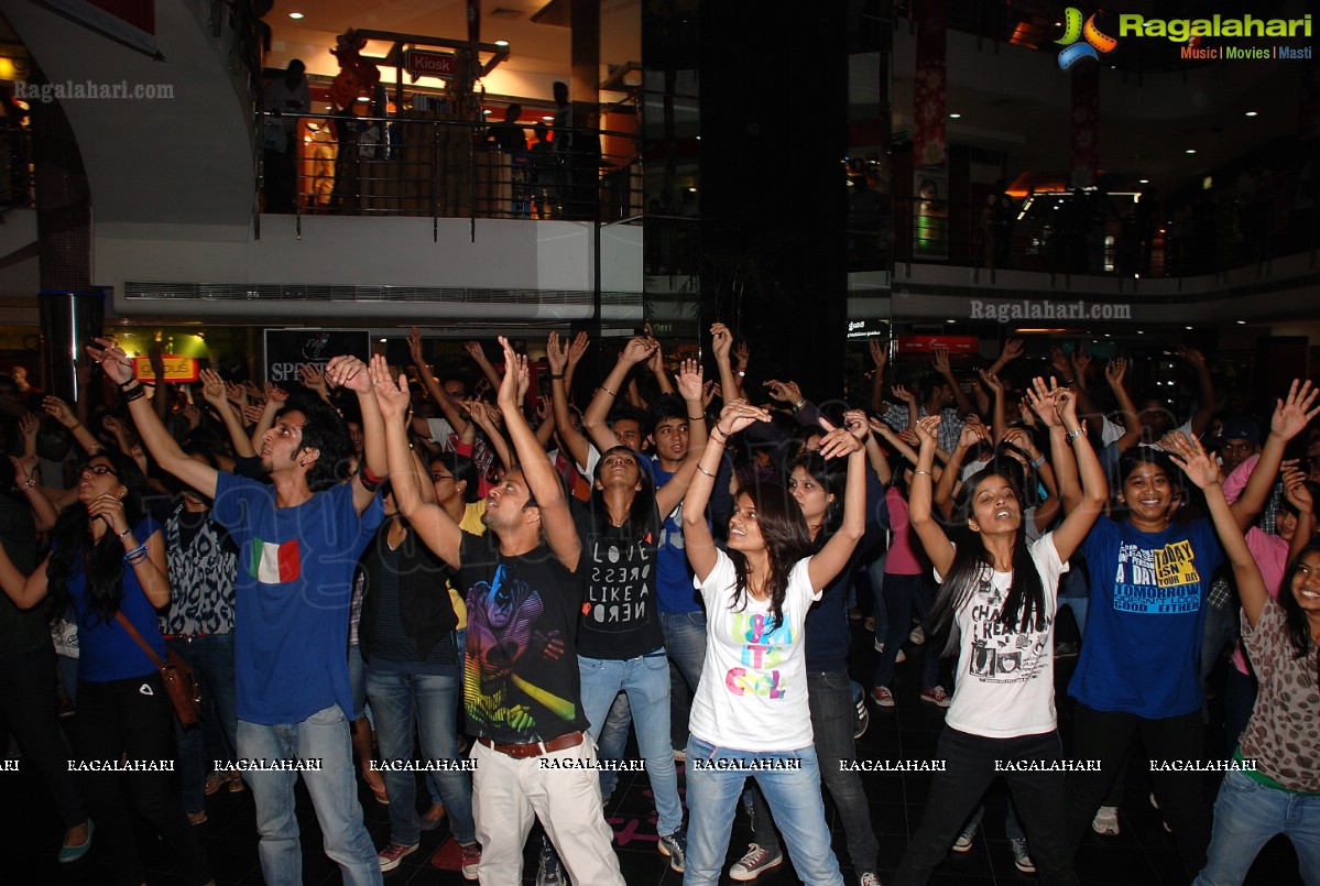 NIFT Spectrum 2012 Flash Mob at City Center