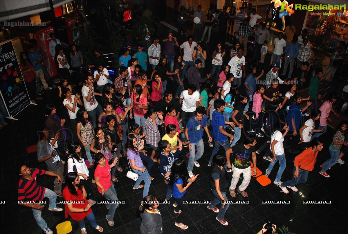 NIFT Spectrum 2012 Flash Mob at City Center