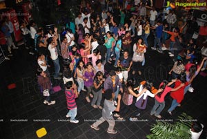 NIFT Spectrum 2012 Flash Mob at City Center