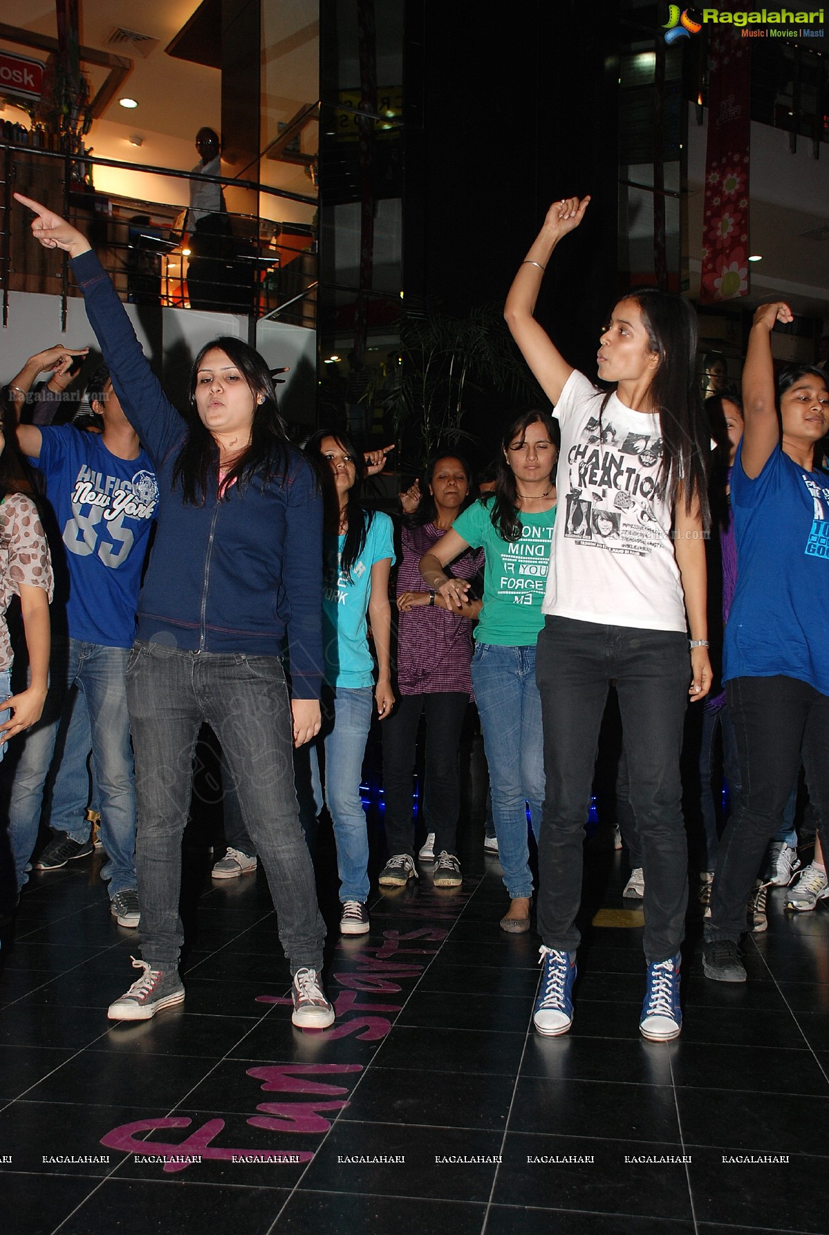 NIFT Spectrum 2012 Flash Mob at City Center