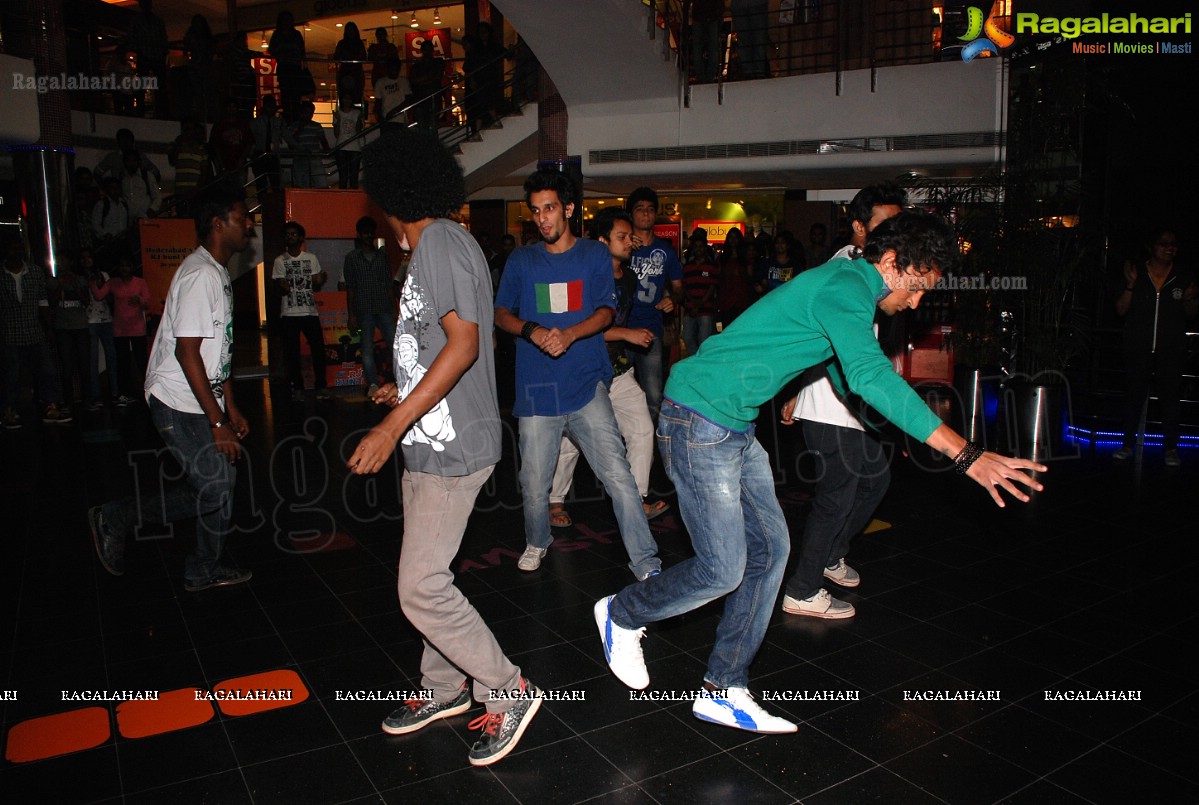 NIFT Spectrum 2012 Flash Mob at City Center