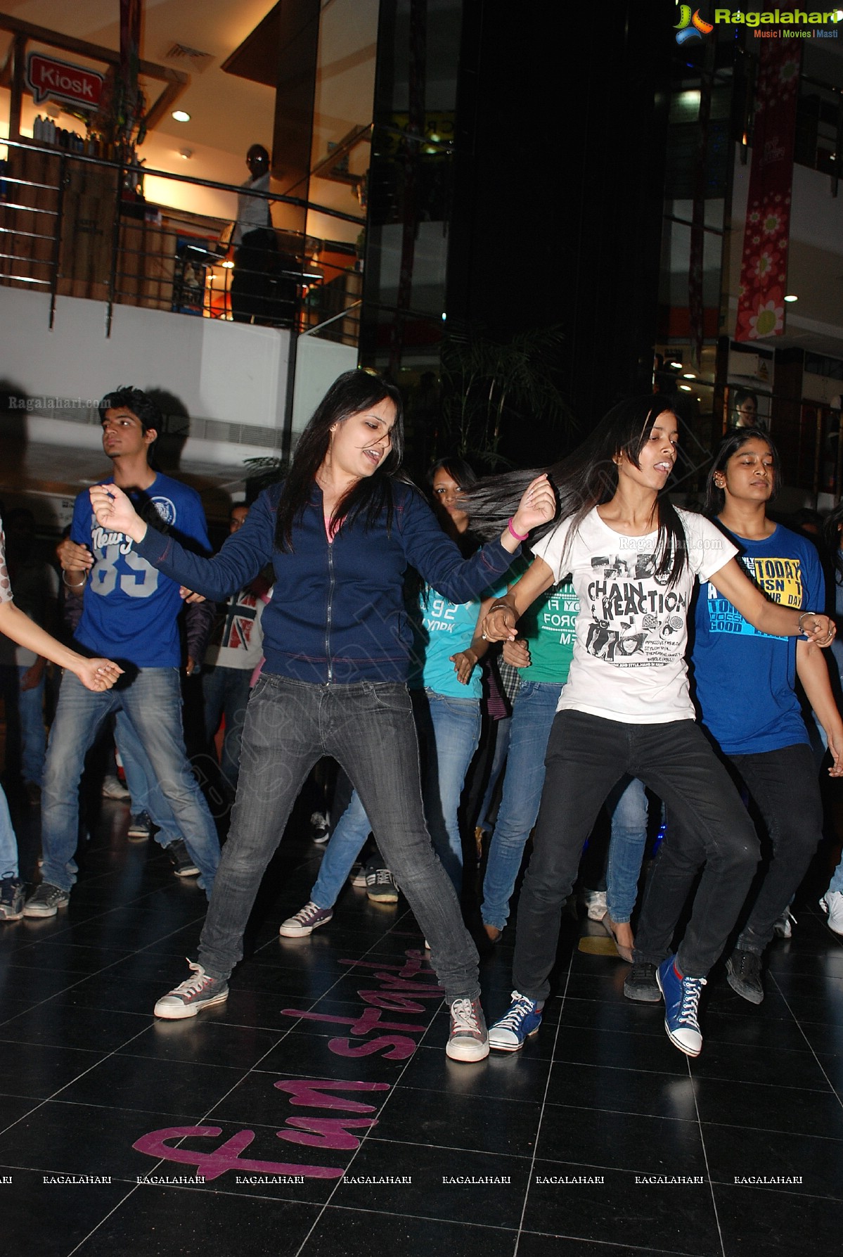 NIFT Spectrum 2012 Flash Mob at City Center