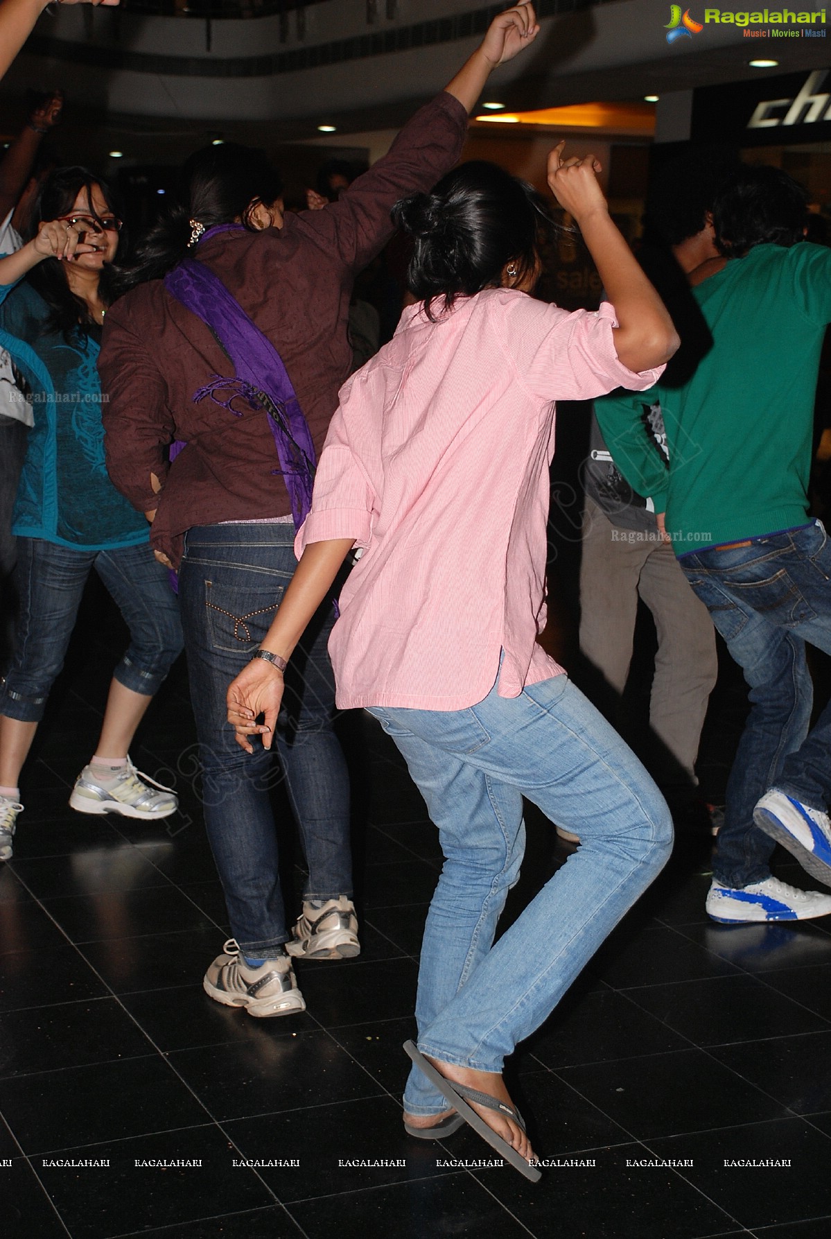 NIFT Spectrum 2012 Flash Mob at City Center