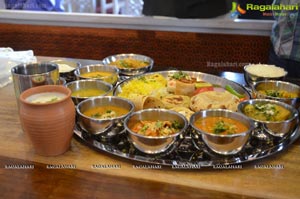 Ohri's De Thali Launch