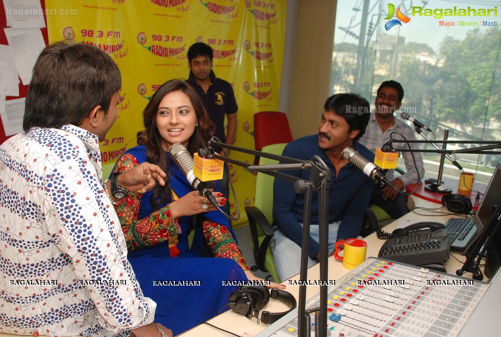 Poolarangadu Team at Radio Mirchi