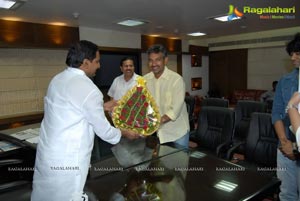 Rajamouli Meets Kiran Kumar Reddy