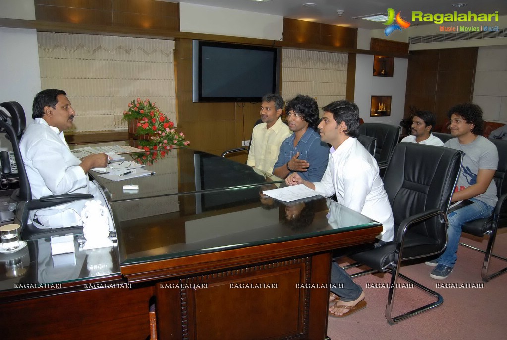 Rajamouli Meets Kiran Kumar Reddy