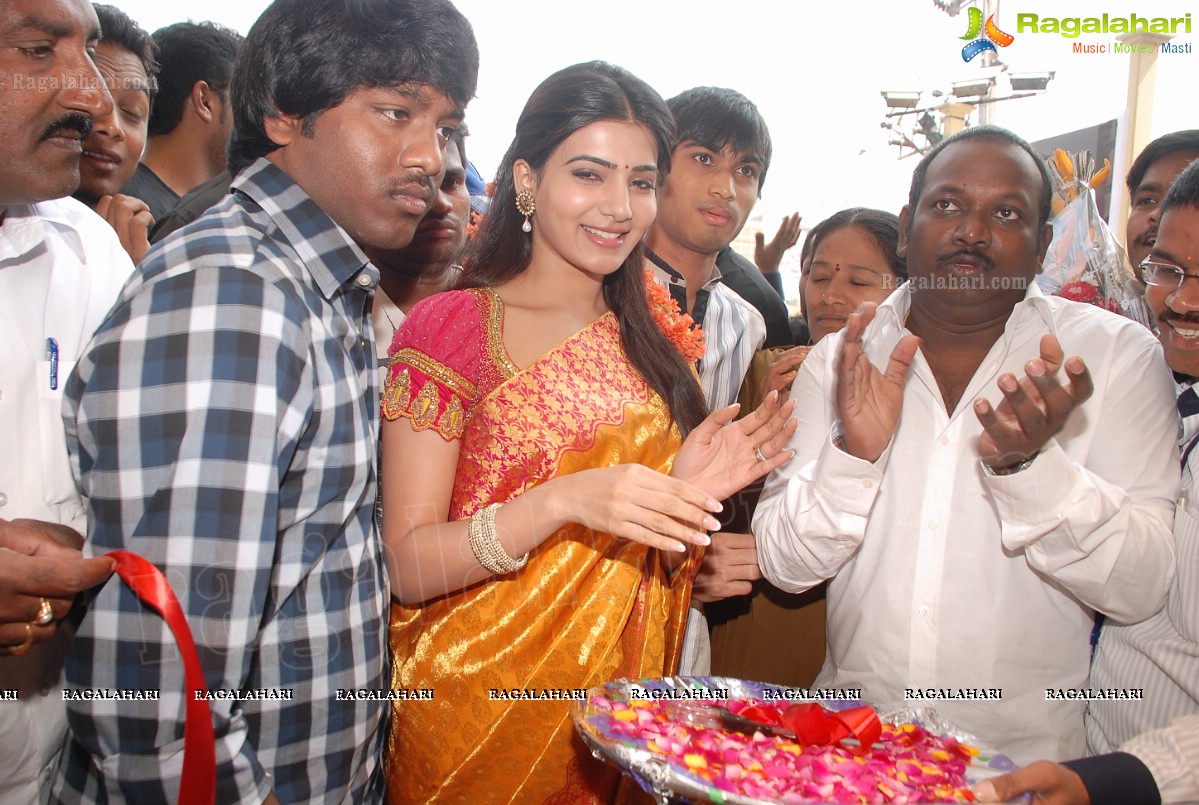 Samantha Launches Woman's World at Kothapet