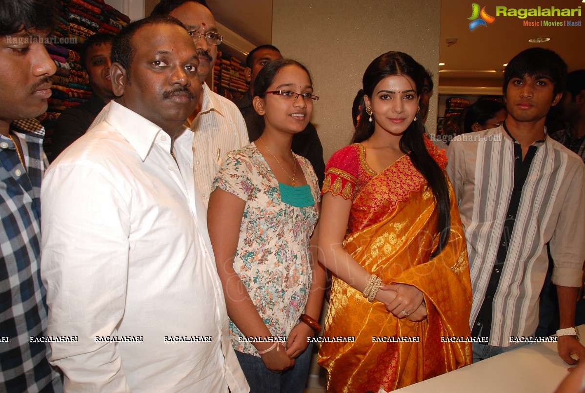 Samantha Launches Woman's World at Kothapet