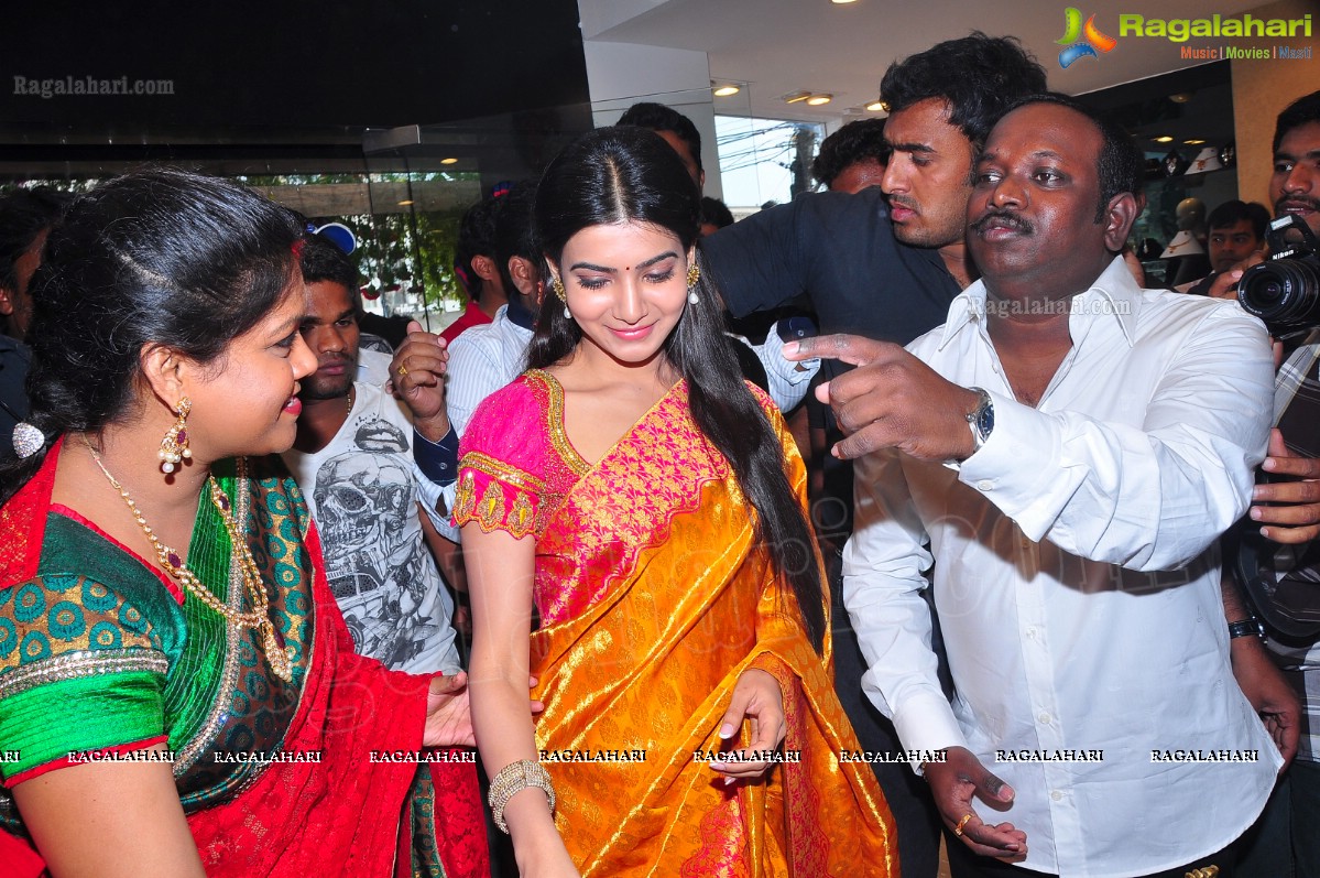 Samantha Launches Woman's World at Kukatpally