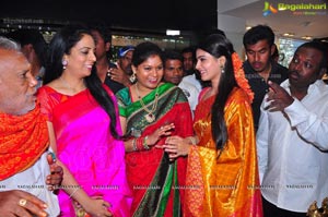 Samantha Launches Woman's World at Kukatpally