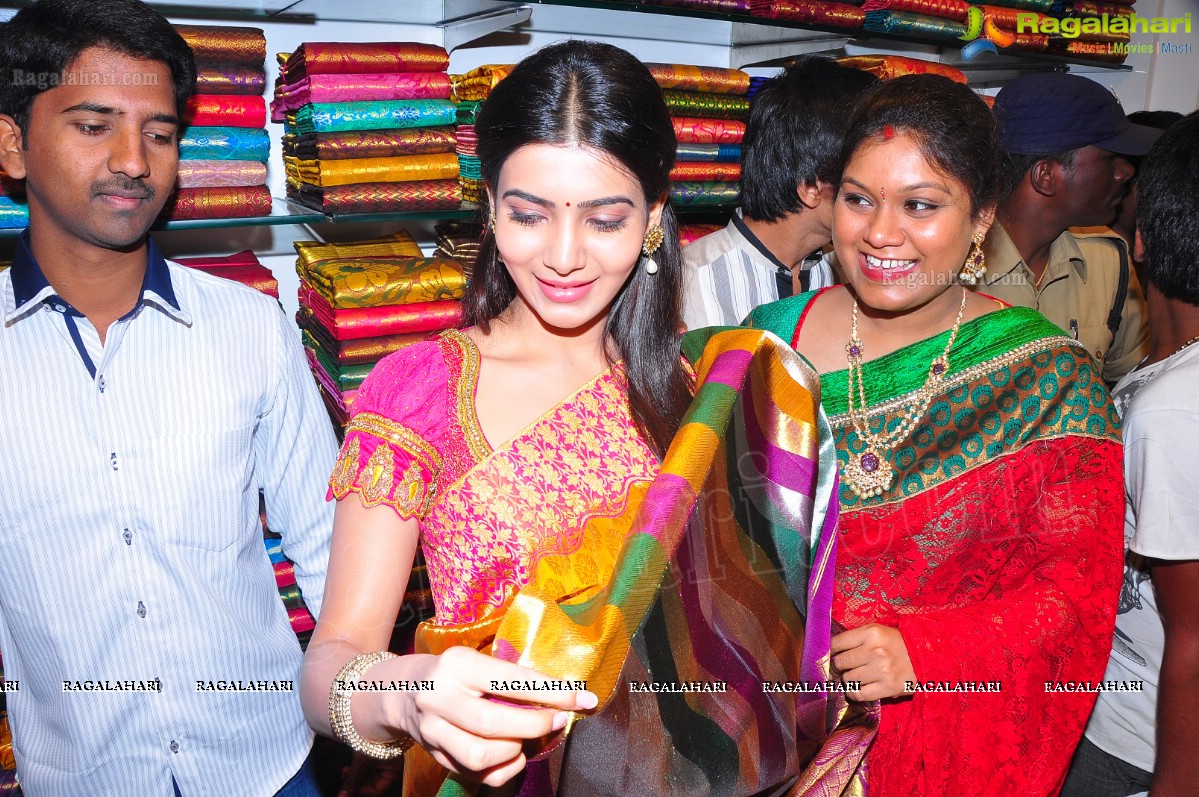 Samantha Launches Woman's World at Kukatpally