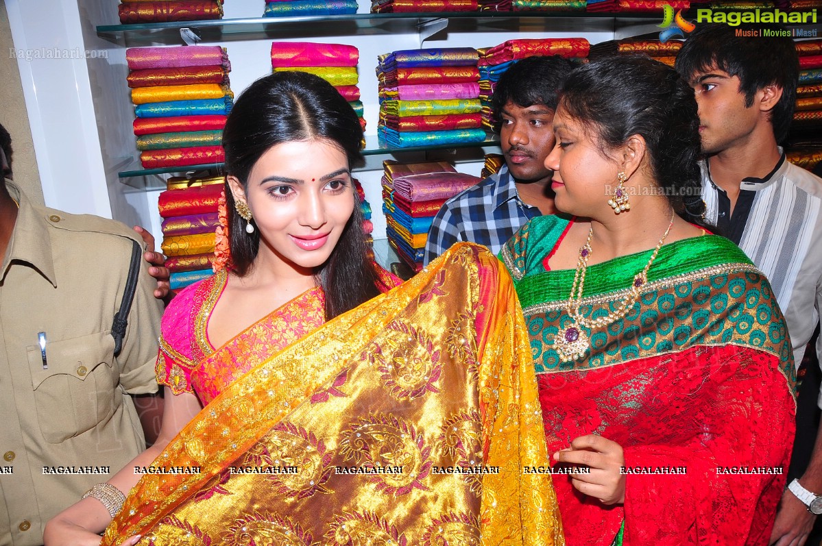 Samantha Launches Woman's World at Kukatpally