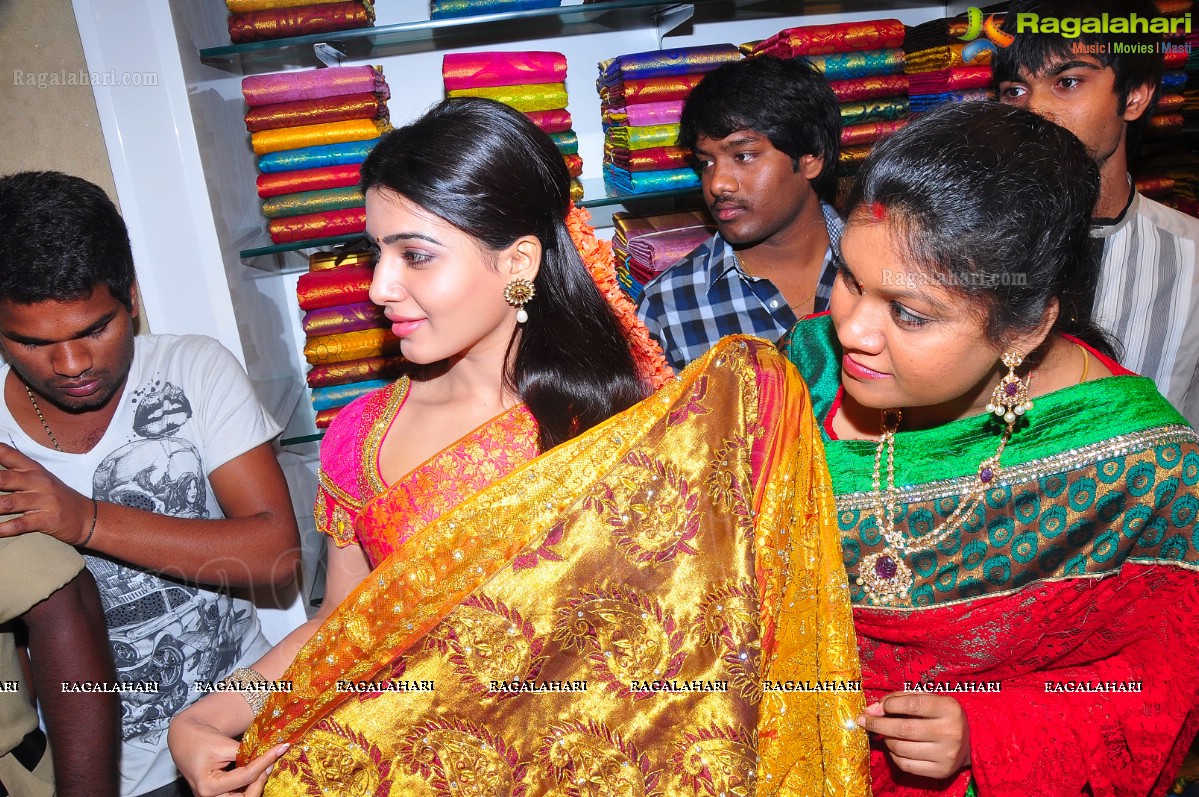 Samantha Launches Woman's World at Kukatpally