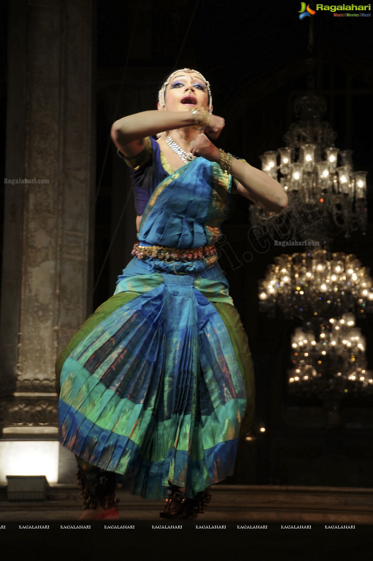 Shobana Bharatanatyam Dance Performance at Chowmahalla Palace