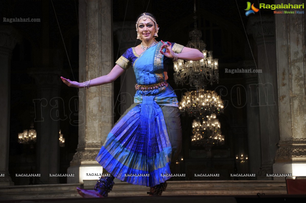 Shobana Bharatanatyam Dance Performance at Chowmahalla Palace