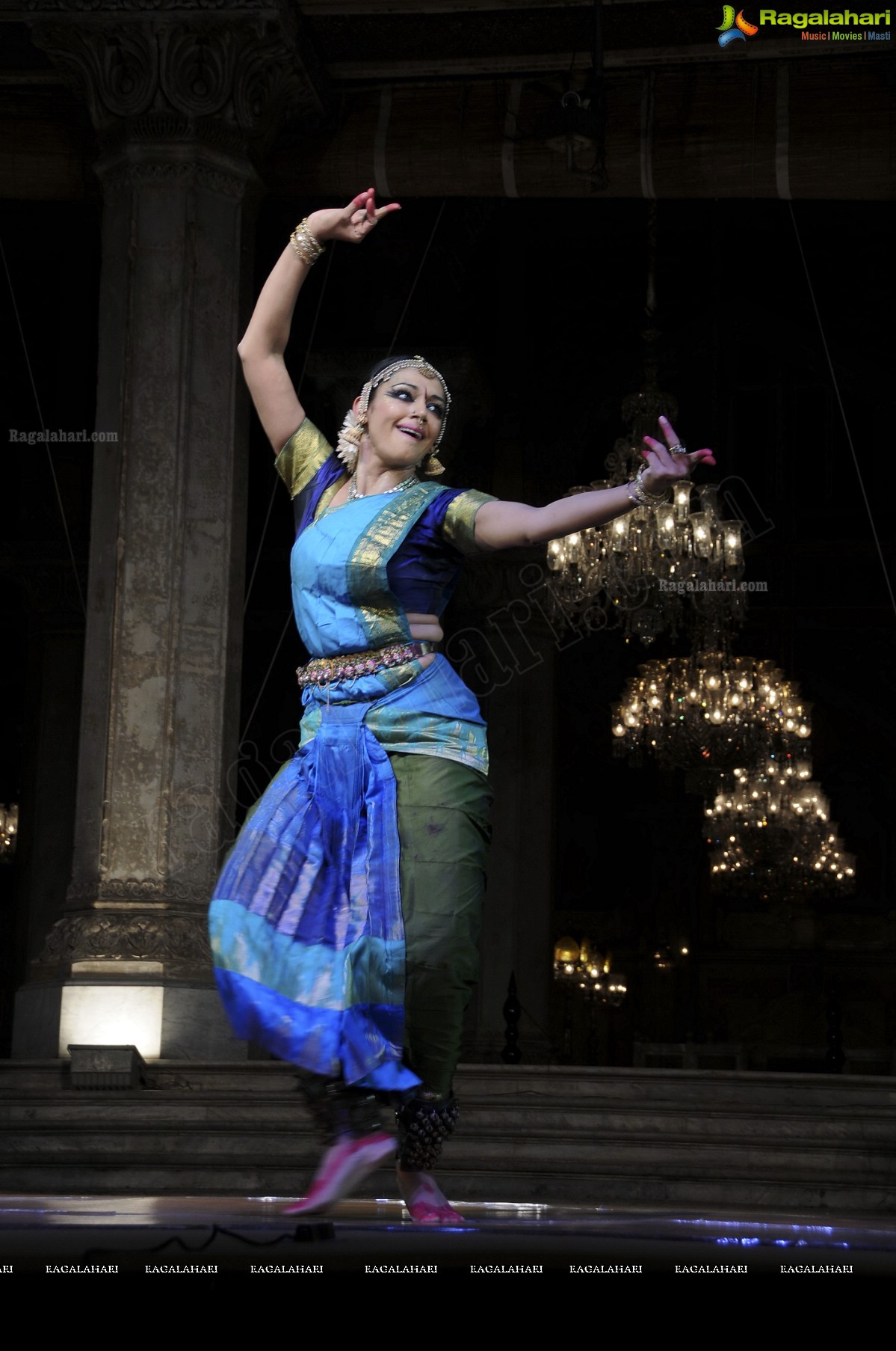 Shobana Bharatanatyam Dance Performance at Chowmahalla Palace