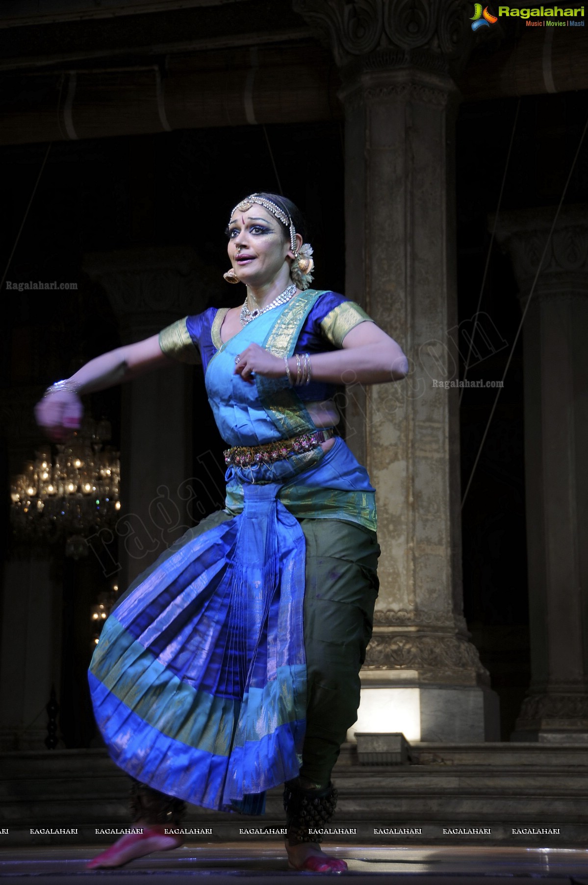 Shobana Bharatanatyam Dance Performance at Chowmahalla Palace