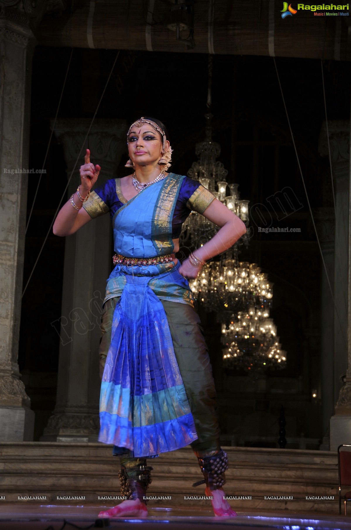 Shobana Bharatanatyam Dance Performance at Chowmahalla Palace