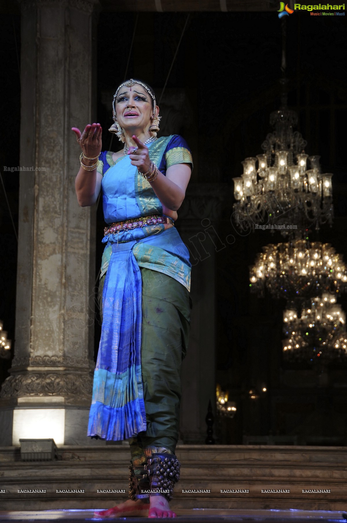 Shobana Bharatanatyam Dance Performance at Chowmahalla Palace