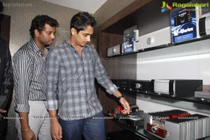 Siddarth Launches The Audio People