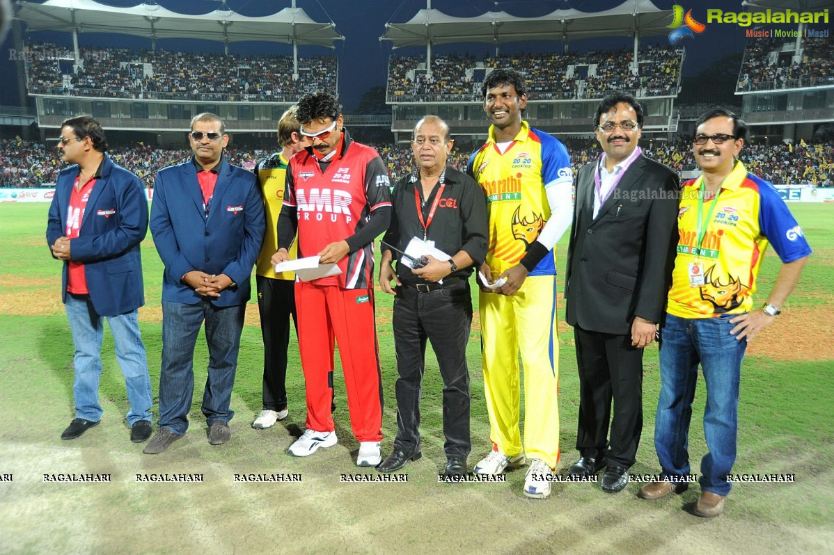 CCL 2012 Semi Finals: Telugu Warriors Vs Chennai Rhinos (Set 1)