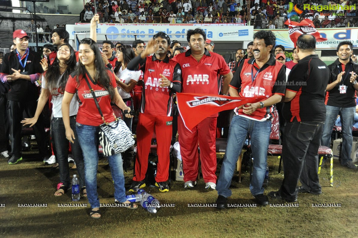 CCL 2012: Telugu Warriors Vs Chennai Rhinos