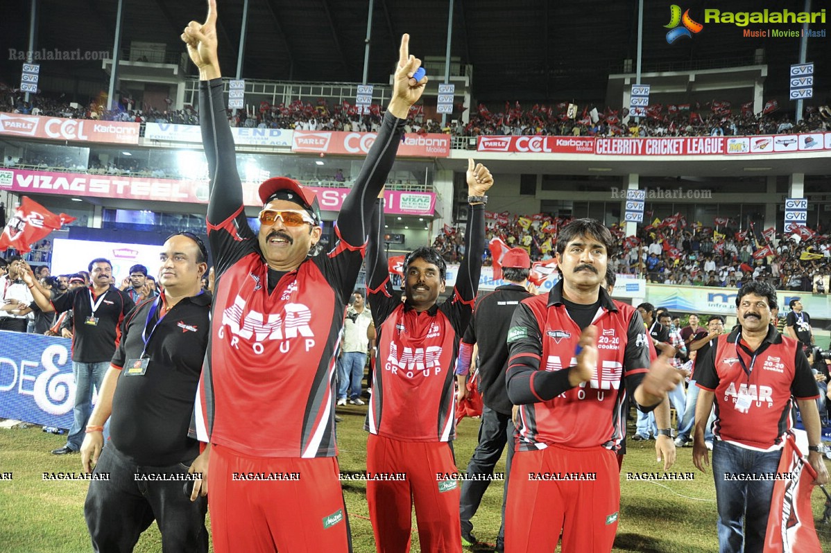 CCL 2012: Telugu Warriors Vs Chennai Rhinos