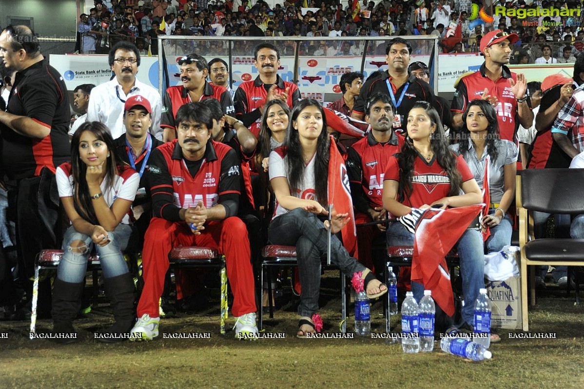 CCL 2012: Telugu Warriors Vs Chennai Rhinos