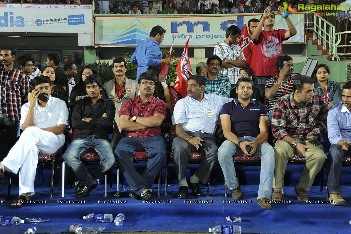 CCL 2012: Telugu Warriors Vs Chennai Rhinos