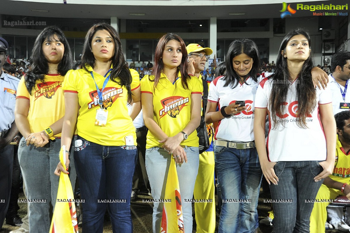 CCL 2012: Telugu Warriors Vs Chennai Rhinos