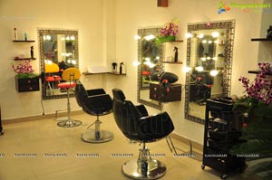 Tresses Launch at Jubilee Hills, Hyderabad