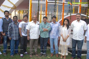 Vaibhav-Archana Jose Kaviyil Film Muhurat