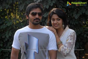 Vaibhav-Archana Jose Kaviyil Film Muhurat