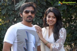 Vaibhav-Archana Jose Kaviyil Film Muhurat