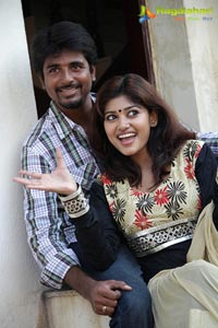 Siva Karthikeyan, Oviya Helen