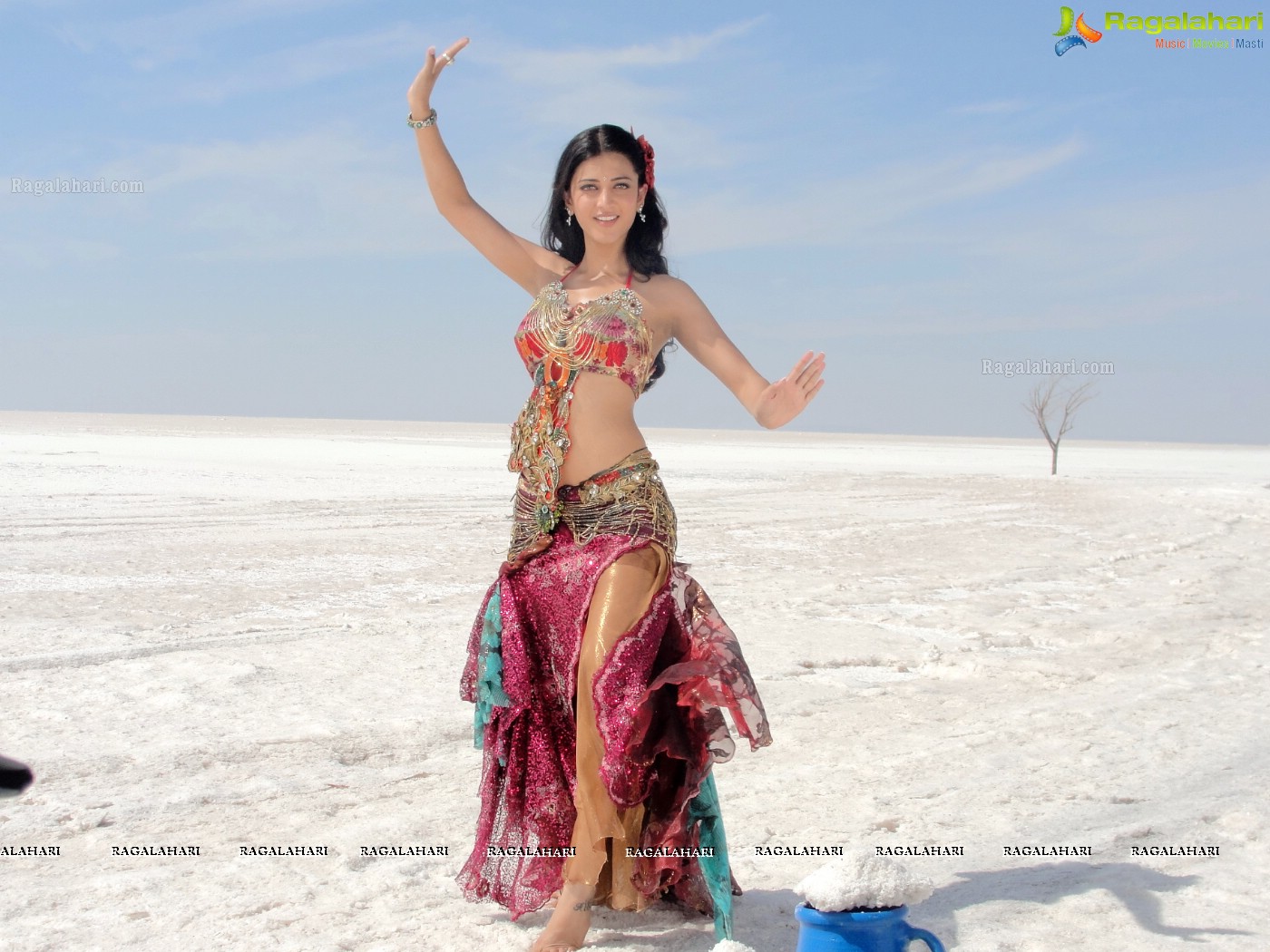 Shruthi Haasan (Posters)