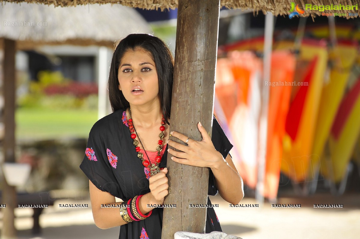 Taapsee (Hi-Res)