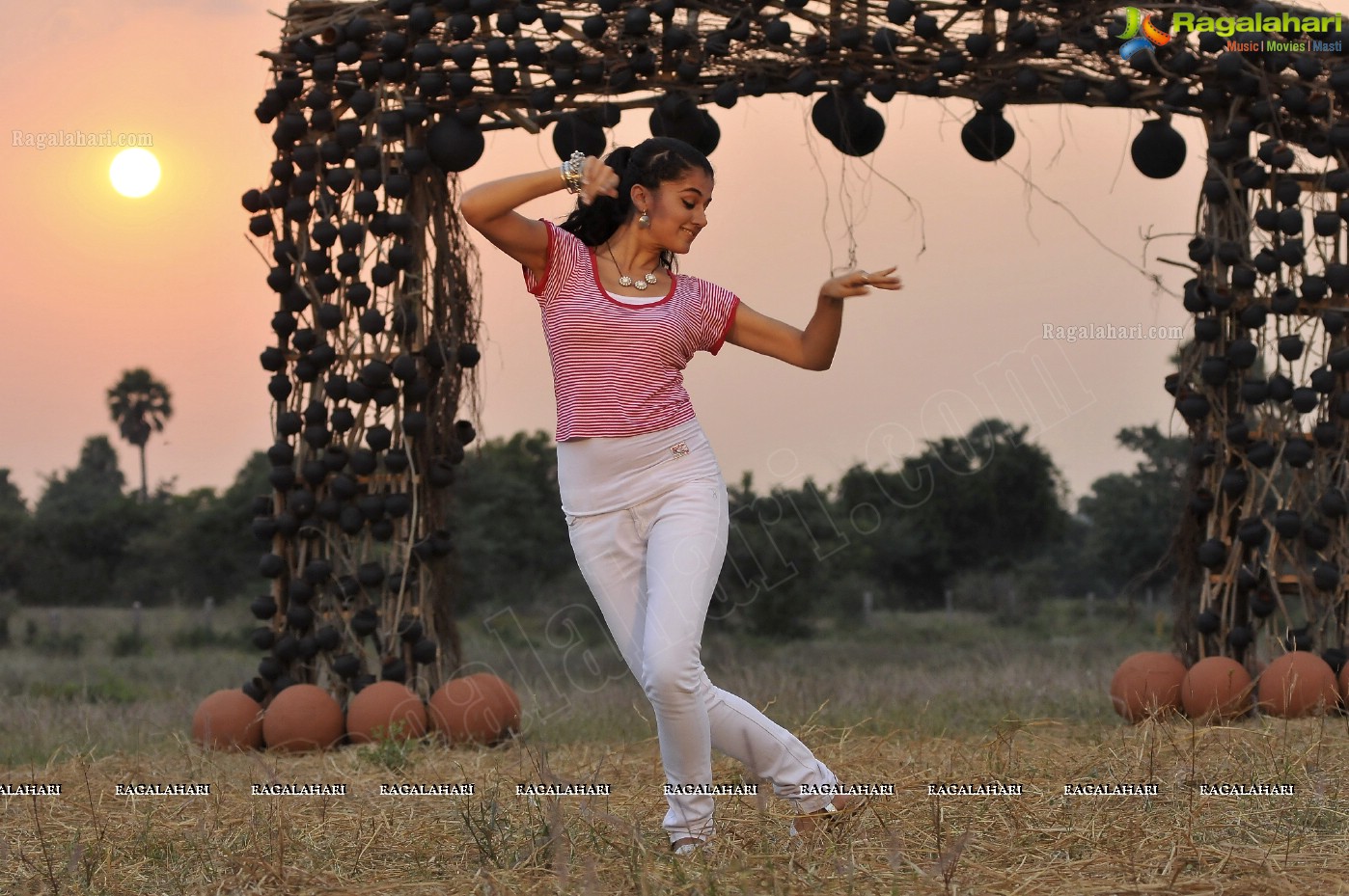 Taapsee (Posters)