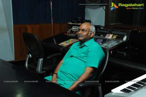 Emo Gurram Egaravachu in Recording