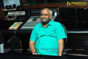 Emo Gurram Egaravachu in Recording