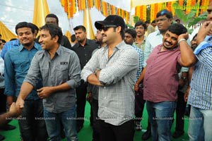 NTR-Samantha Bellamkonda Suresh Muhurat