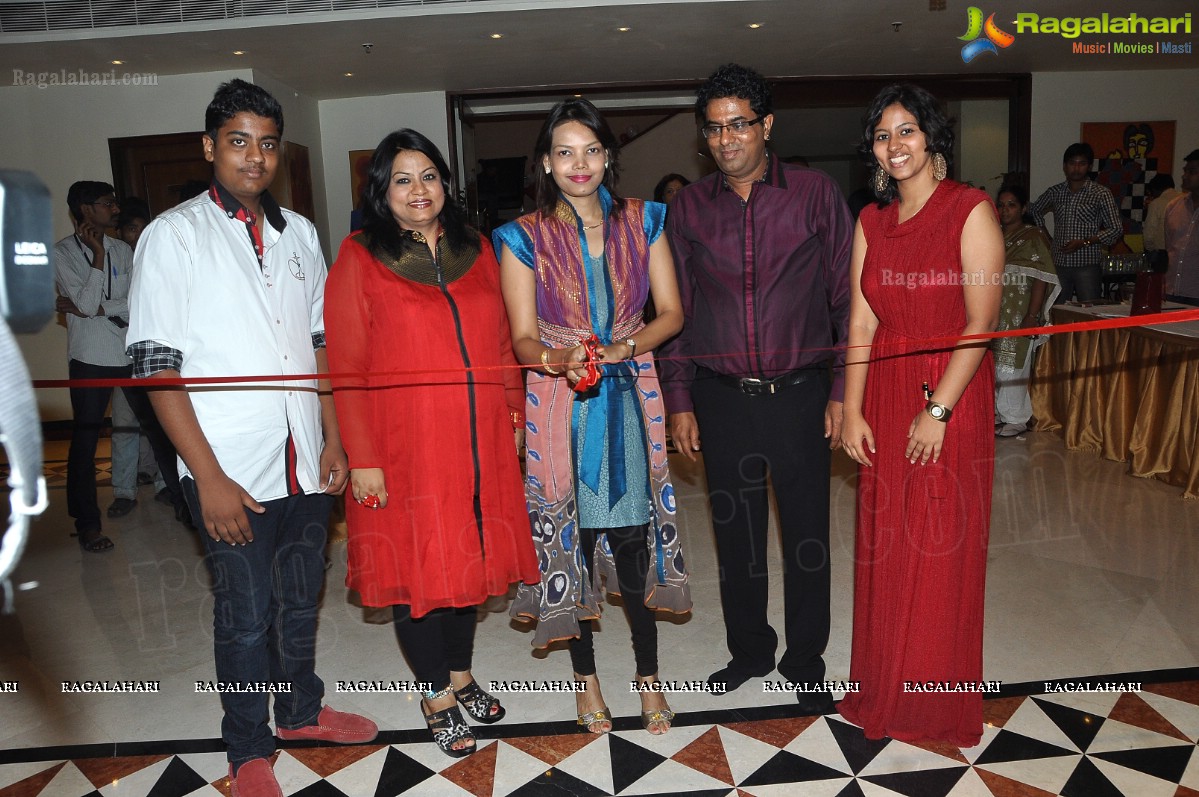 Sashi Nahata's Akritti Elite Exhibition (February 2013), Hyderabad