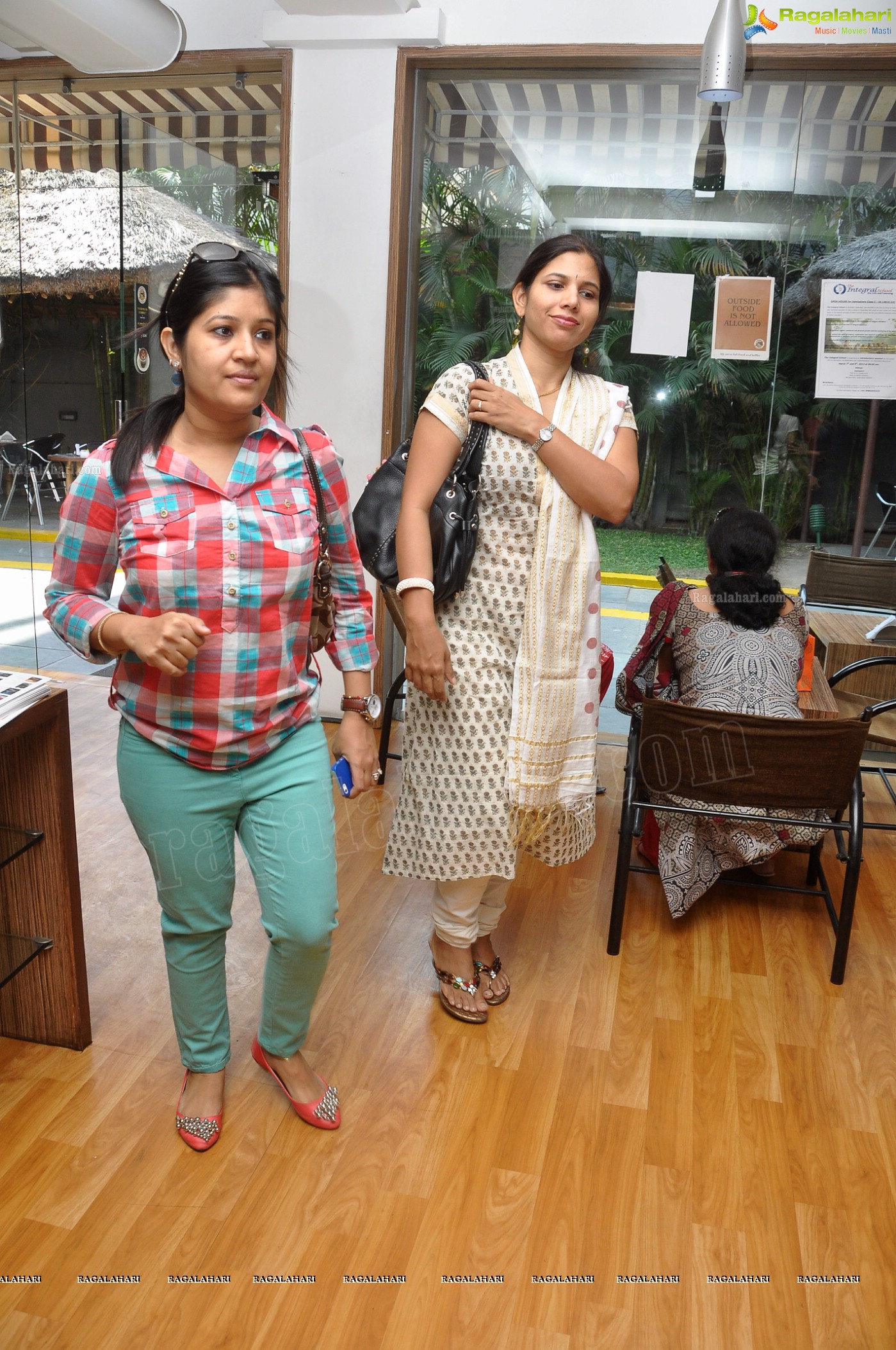 Valayamh's first trunk show of beautiful bangles at Beyond Coffee, Hyderabad