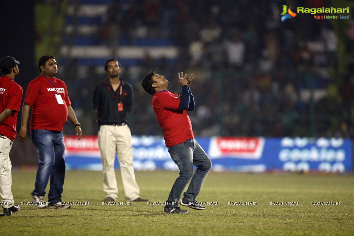 CCL 3: Telugu Warriors Vs Bengal Tigers Match (Set 4)