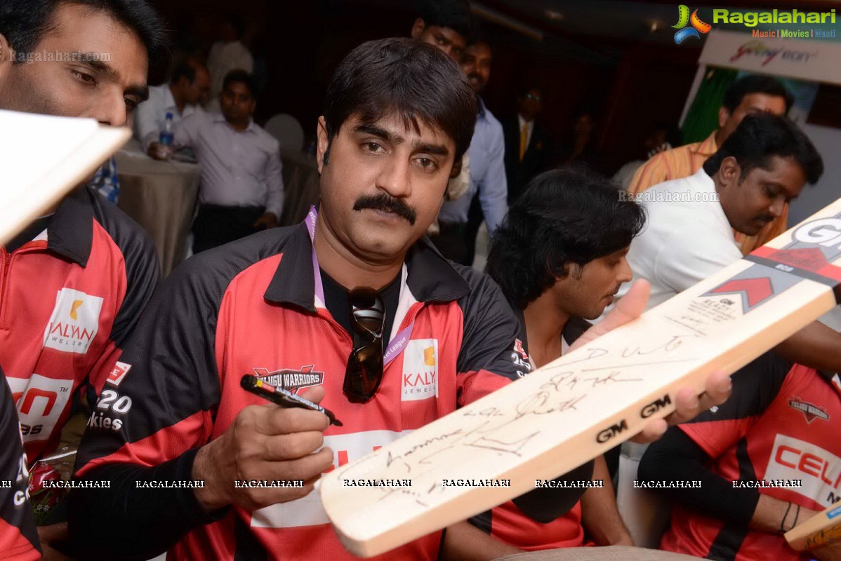 CCL 3: Telugu Warriors and Mumbai Heroes Team at LB Stadium, Hyderabad