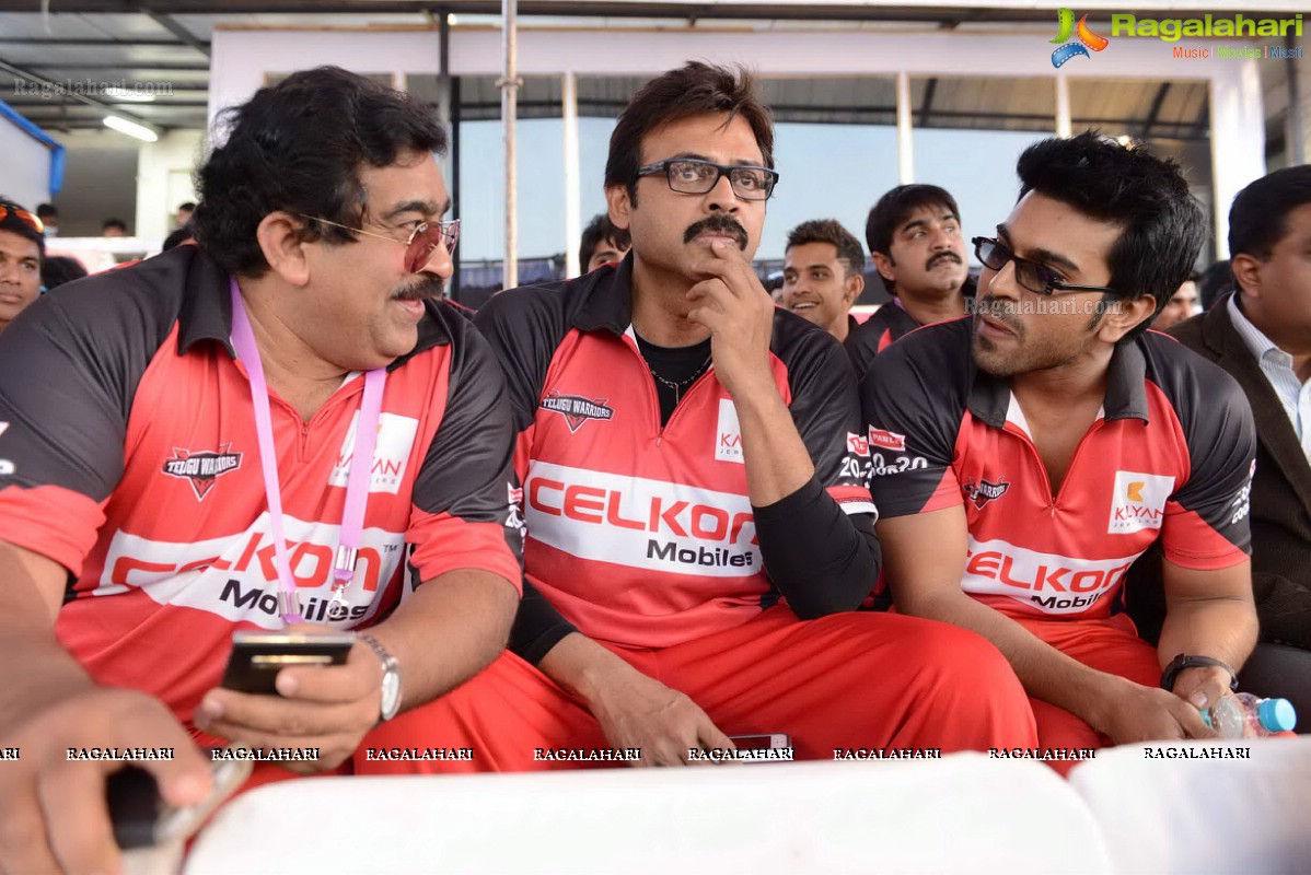 CCL 3: Telugu Warriors and Mumbai Heroes Team at LB Stadium, Hyderabad