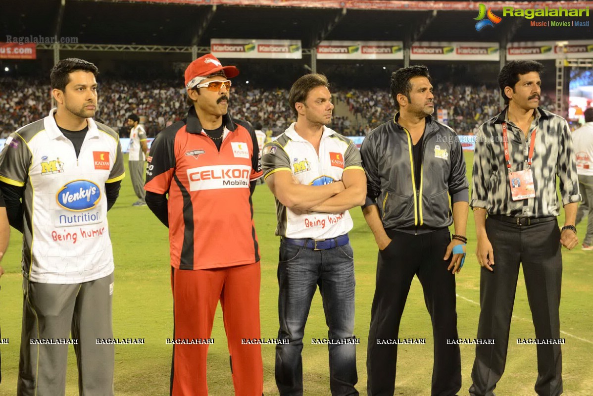 CCL 3: Telugu Warriors and Mumbai Heroes Team at LB Stadium, Hyderabad