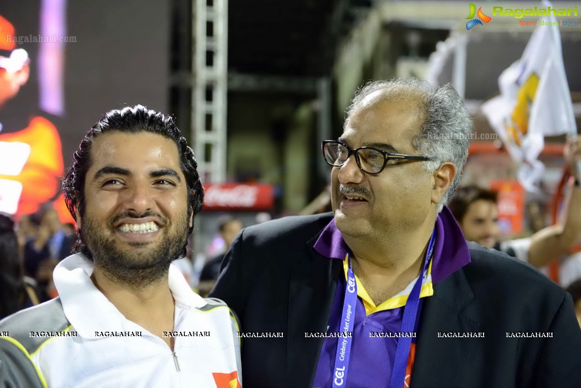 CCL 3: Telugu Warriors and Mumbai Heroes Team at LB Stadium, Hyderabad